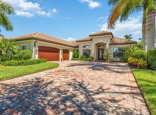 3365 Runaway Ln, Naples, FL 34114
