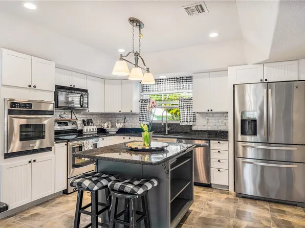 4310 8th St, Vero Beach, FL 32968