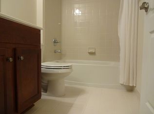 5925 Riverside Dr, Woodbridge, VA 22193