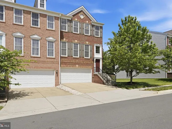 42695 Wilmar Sq, Ashburn, VA 20148