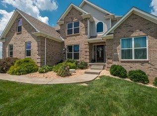 120 Candlewood Dr, Winchester, KY 40391