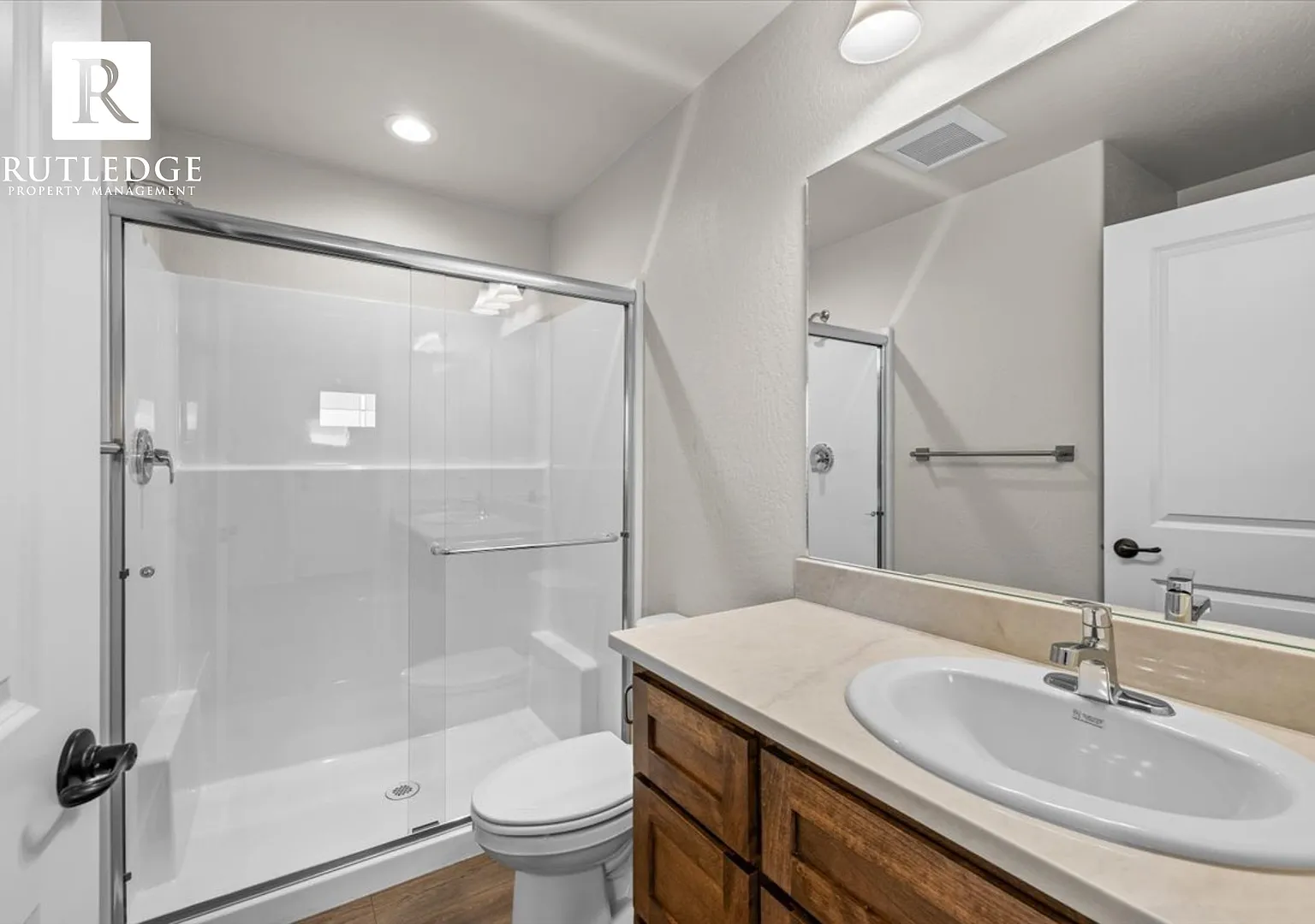 Brand New Willow Bend Estates in Snyder Creek - Central Point — Photo 4