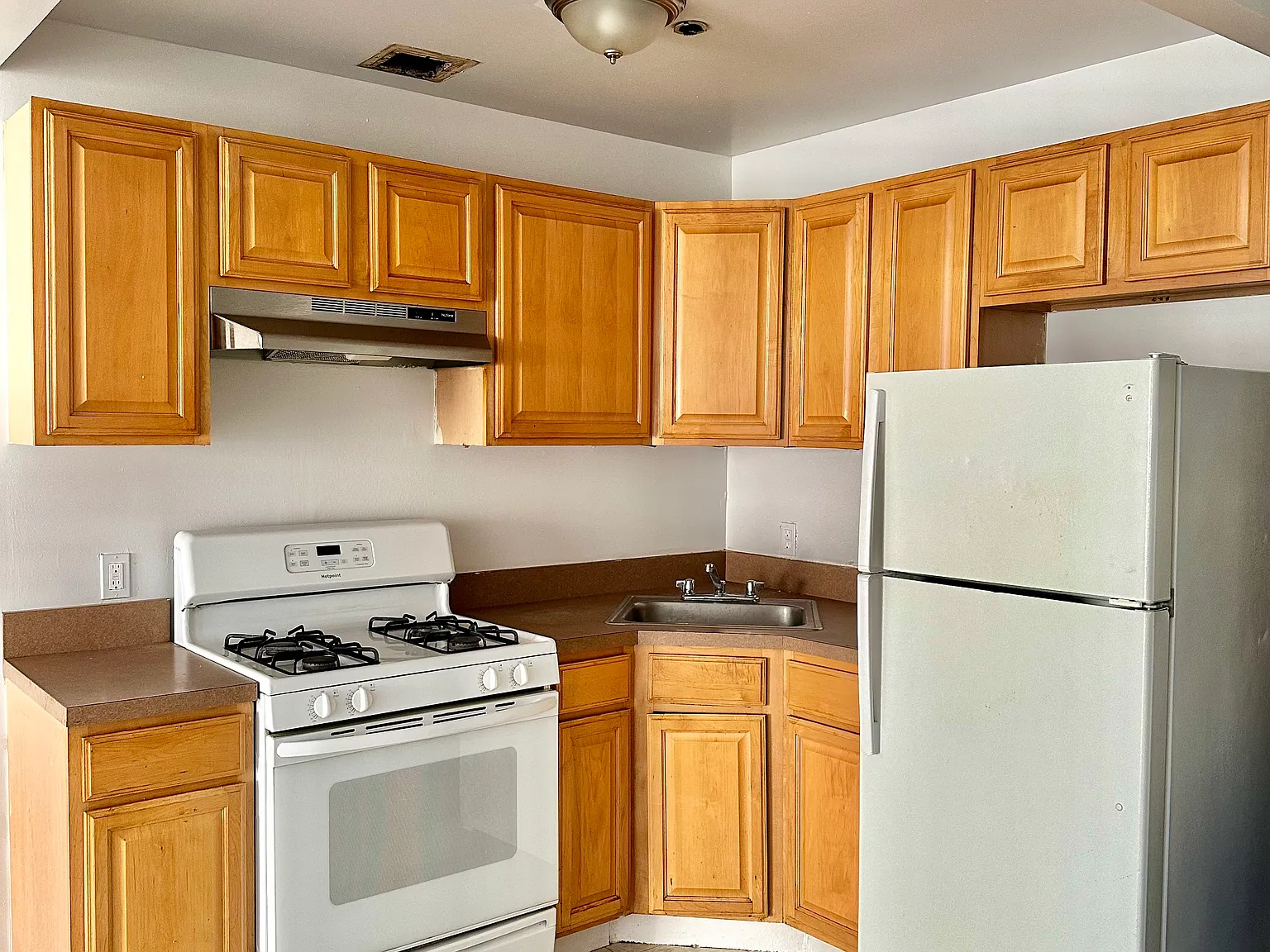 1 bed, 800 sqft, $2,600 — Photo 2