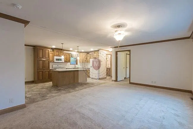 4 bed, $2,350 — Photo 3