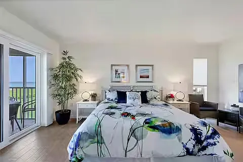 5201 Gulf Of Mexico Dr — Photo 24
