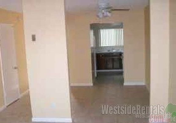 3rd image of 708 S Prospect Ave APT 8