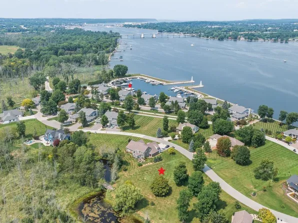 12 Tacoma Beach Rd, Sturgeon Bay, WI 54235