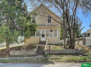 2919 Dupont St, Omaha, NE 68105