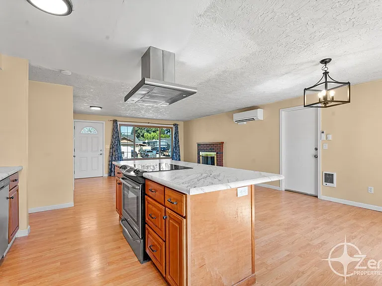 4213 NE 139th Ave — Photo 9