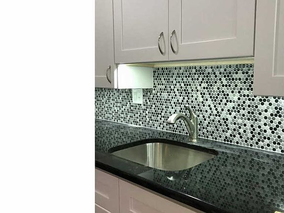 5th image of 225 Cambridge Rd