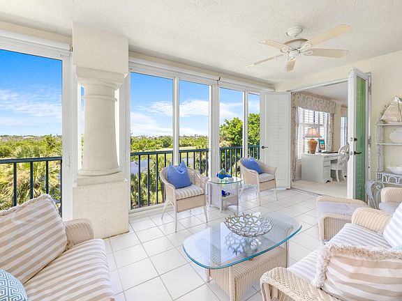 3rd image of 2675 Wulfert Rd Unit 5