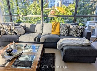 281 Mutual St #403, Toronto, ON M4Y3C4