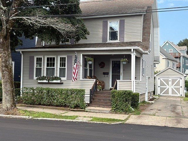 1st image of 8 Highland St