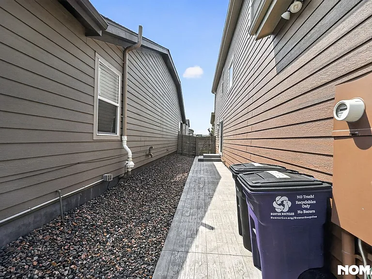 4740 Jasper St — Photo 35