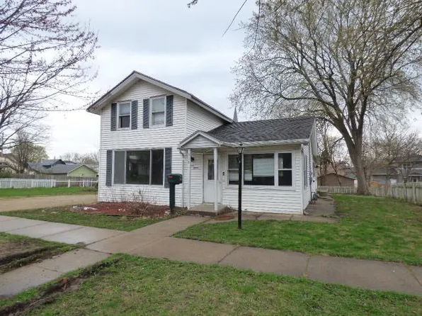 315 South Academy Street, Janesville, WI 53547