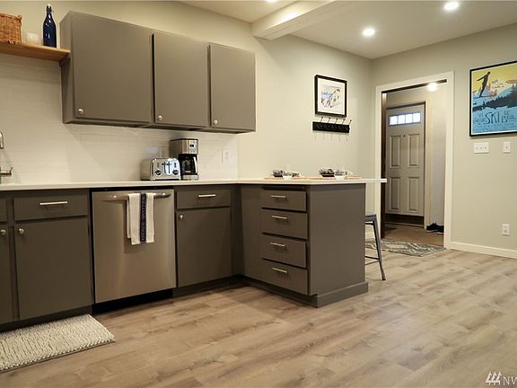 5th image of 4680 Sr 906 Unit 1