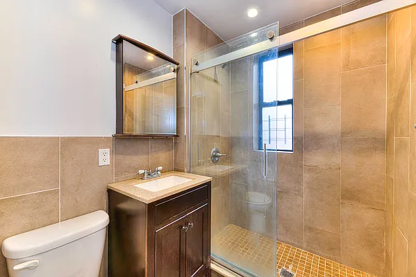 Rented by REAL New York | media 20