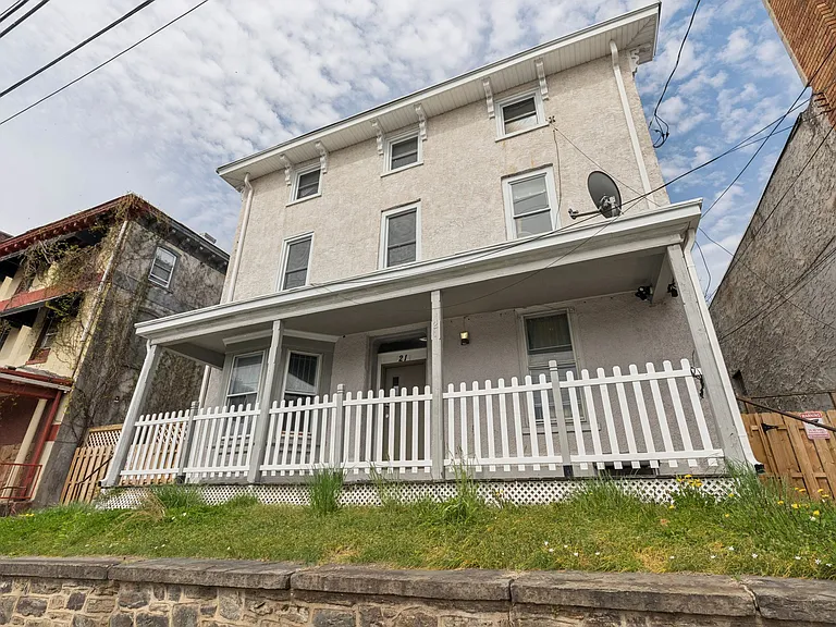 21 E Price St #2B — Photo 26