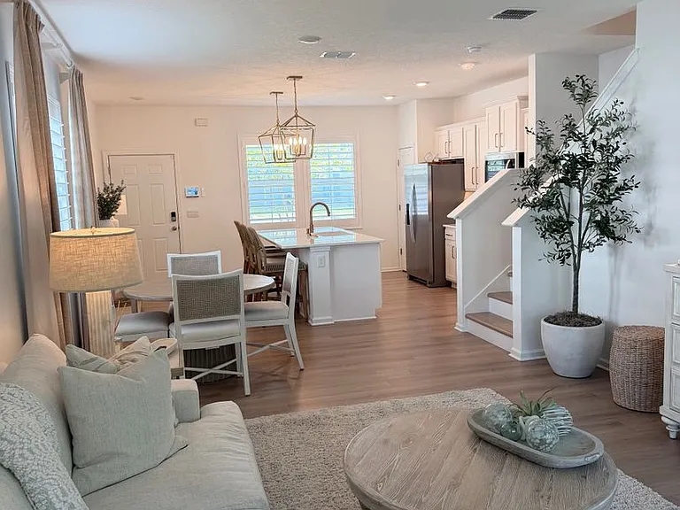 8326 Zenith Cir — Photo 8