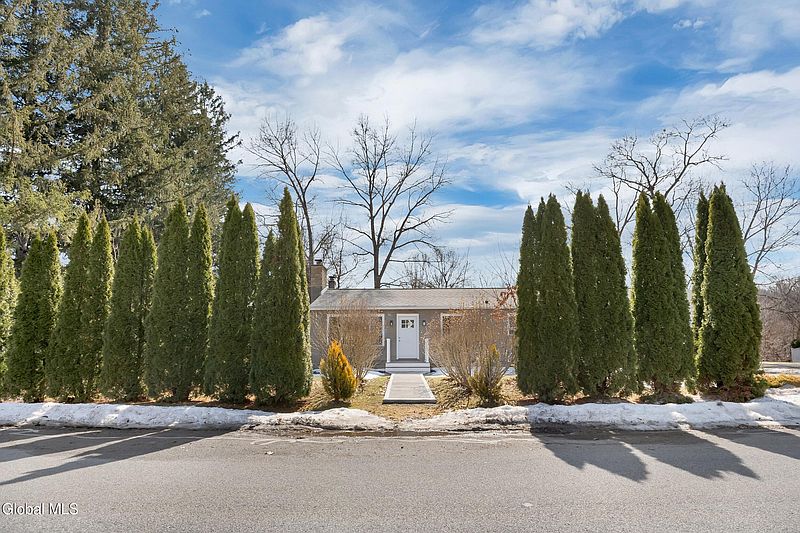 3rd image of 19 Carver Street