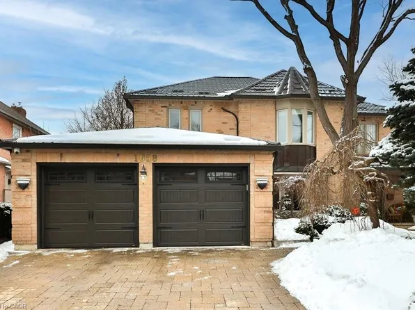 1658 Covington Ter, Mississauga, ON L5M 3M4
