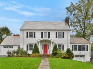 27 Stonehurst Dr, Tenafly, NJ 07670