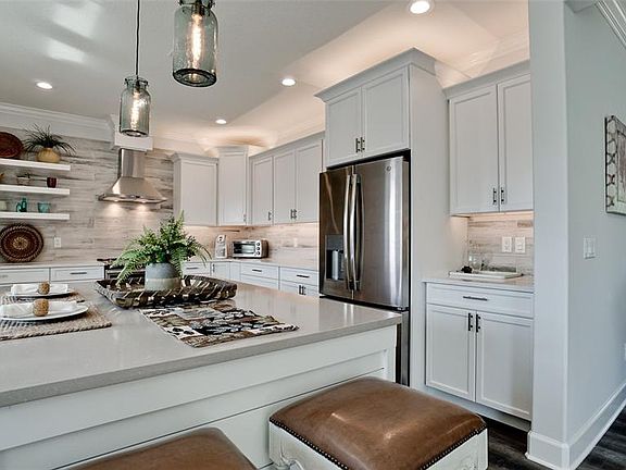 4th image of 8202 17th Ave W