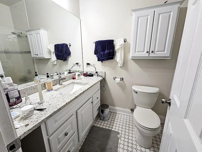 939 W Armitage Ave #B — Photo 15