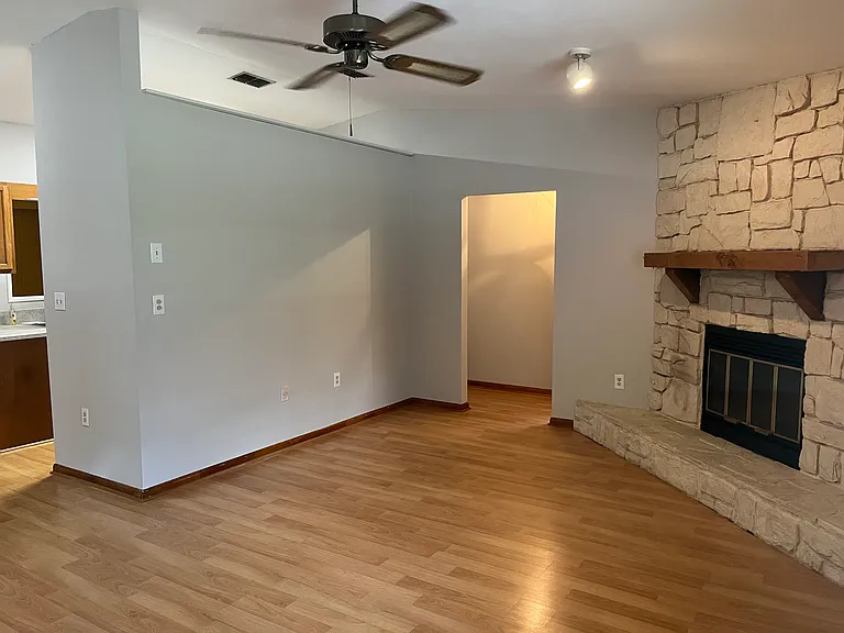 424 Orchis Rd — Photo 2