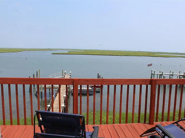 1101 E Shore Dr #C — Photo 14