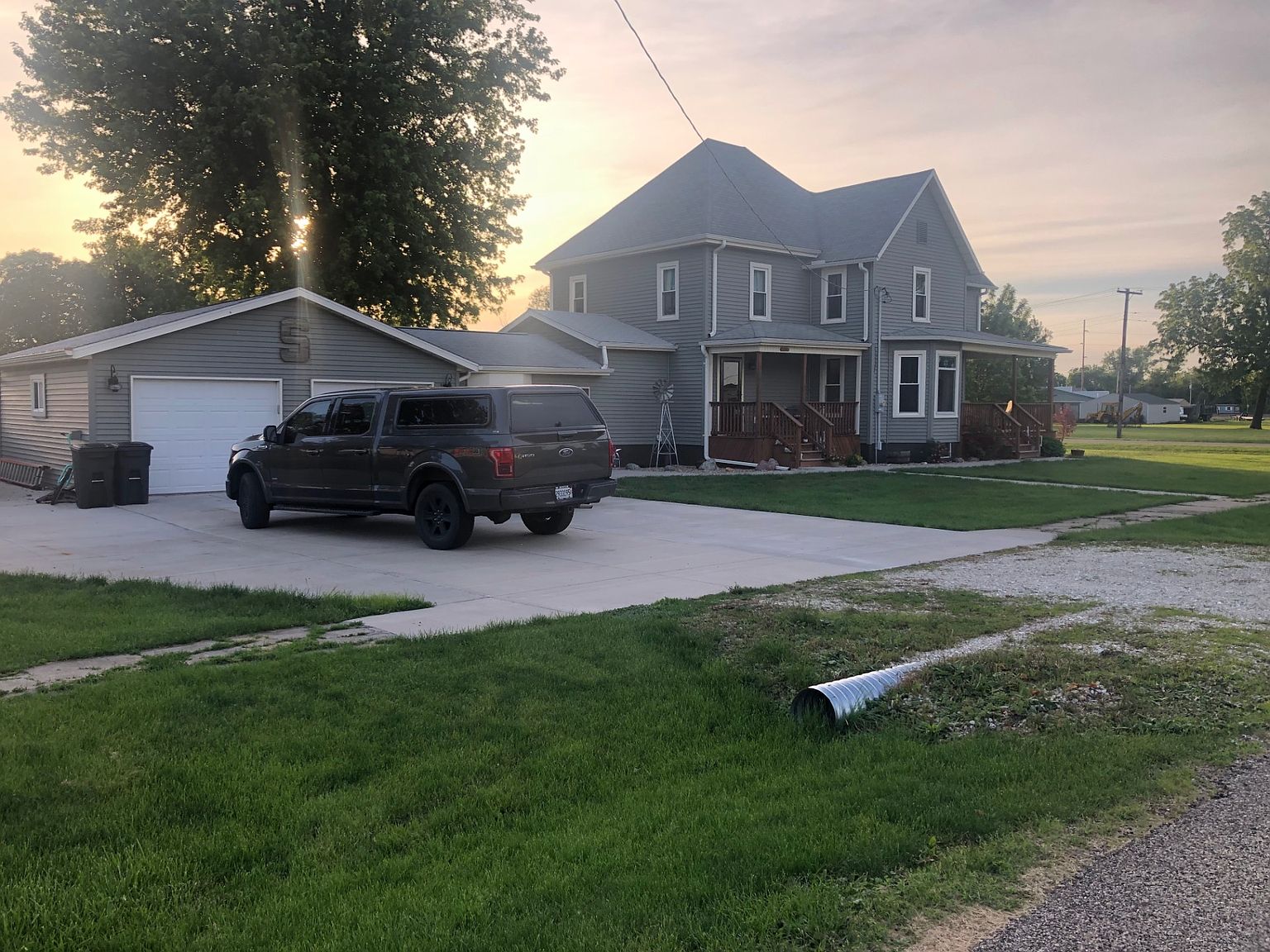 248 Academy St, Cameron, IL 61423 Zillow