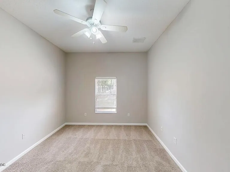 6100 Maggies Cir #102 — Photo 5