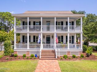 815 Ann St, Beaufort, NC 28516