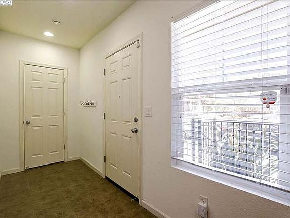 2nd image of 532 S 22nd St