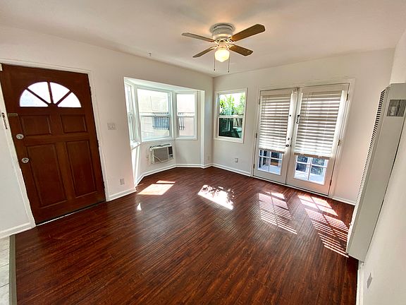 5th image of 2119 S Marvin Ave