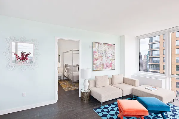 Rented by Bklyn Gold Leasing Office | media 30