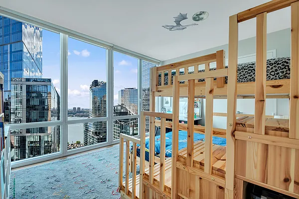 Rented by Compass | media 17