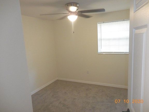 5th image of 306 SE 375th St