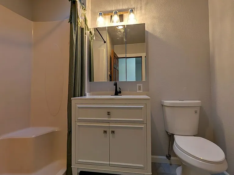4529 Chelsea Ct — Photo 21