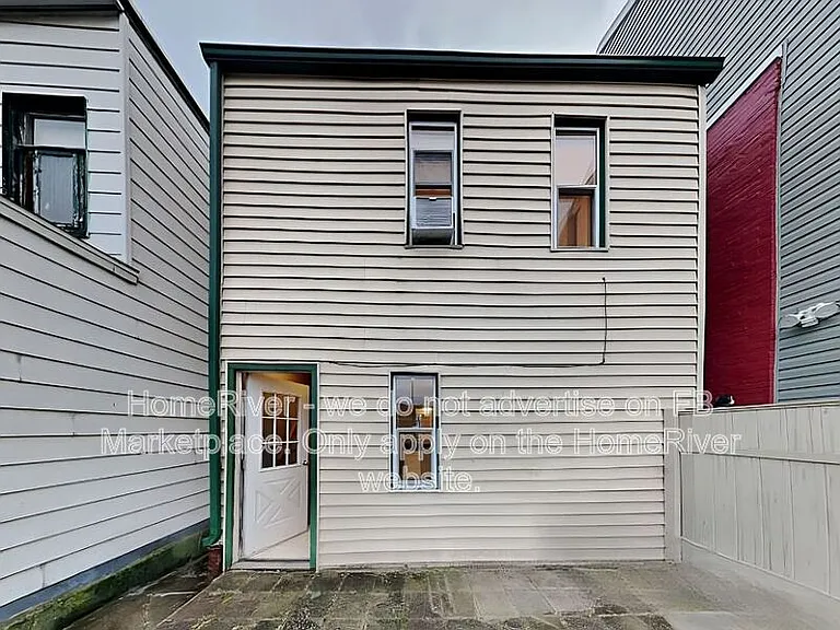 1917 Wharton St — Photo 14