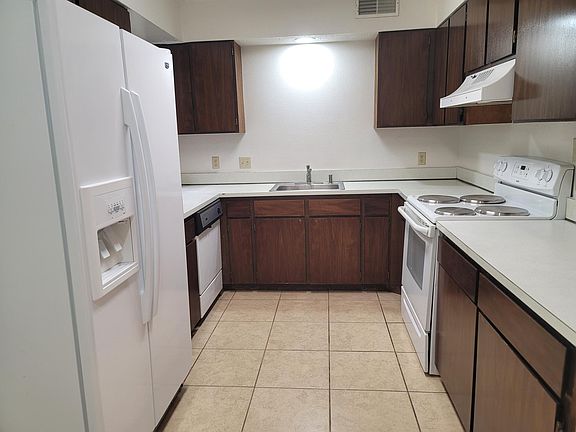 4th image of 1111 N Washington Ave #C