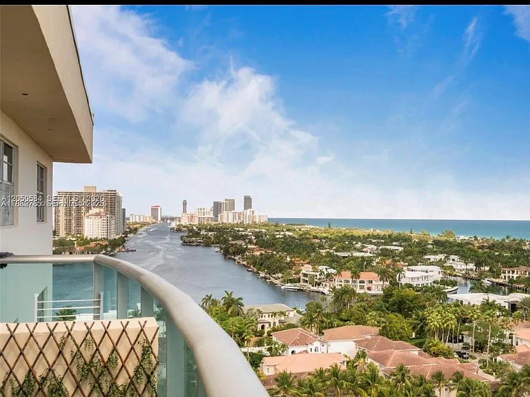 19390 Collins Ave #24-PH — Photo 2