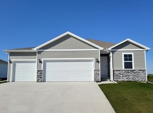 1154 33rd Ct SW, Altoona, IA 50009