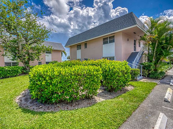 2nd image of 18081 SE Country Club Drive #26