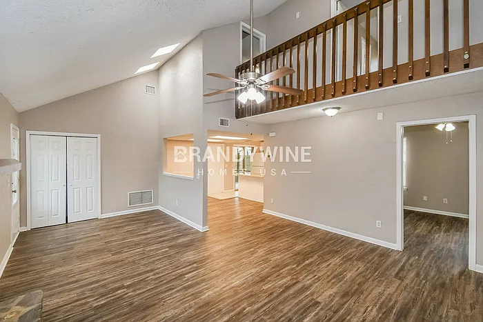 9970 Timberlake Dr E — Photo 6