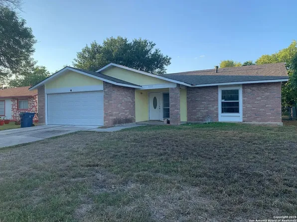 5135 Tom Stafford, Kirby, TX 78219