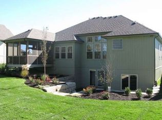 1801 Trail Ridge Dr, Pleasant Hill, MO 64080