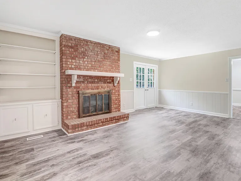 302 Cedar Rd — Photo 25