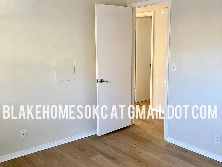 2715 Tottingham Rd — Photo 16