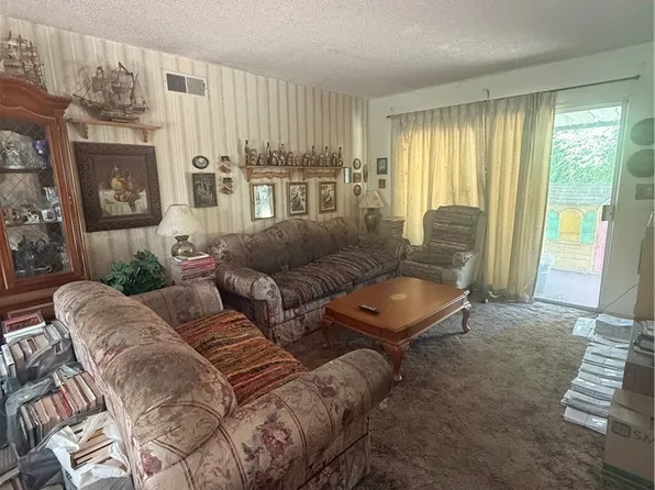 577 Bishop Pl, Claremont, CA 91711